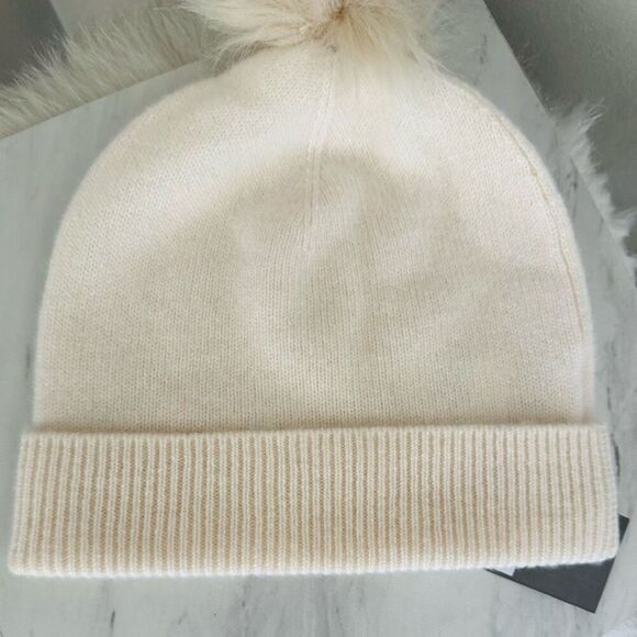 Nordstrom Faux Fur Cashmere Pompom Beanie, Pink, 100% Ivory Cream, NWT - Picture 9 of 10
